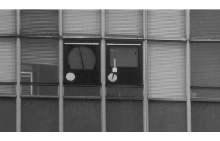 \begin{center}%
% plakplaatje\{0.8 linewidth\}\{0.5 linewidth\}
% includegraph...
...includegraphics[width=0.8\linewidth]{h-site/eps/fabien-p45.eps}
 \end{center}